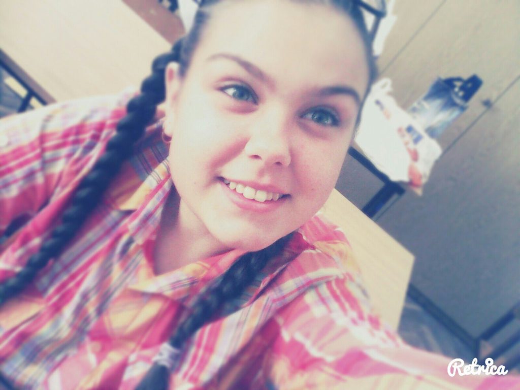 nIDEzXSYsSo