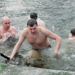 Чи одягнуть тернопільські політики плавки-вишиванки