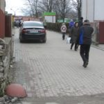 Для тернопільських водіїв пішохідна доріжка – найкраща парковка (фото)