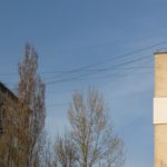 Тернопільські будинки не падають, тому що їх тримають дроти (фото)