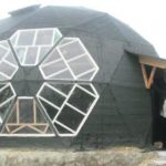 Житель Тернопільщини збудував овальне помешкання, яке місцеві називають “НЛО”