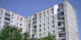 Що тернополяни викидають із вікон на голови перехожим?