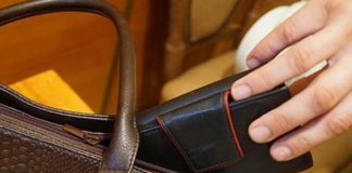 Жителька Тернопільщини допомогла циганам, навіть про це не підозрюючи