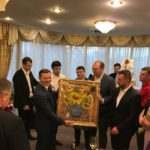 Що тернопільські радикали подарували своєму лідерові на ювілей