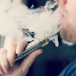 Як  у парку тернополяни поділилися на групи за інтересами