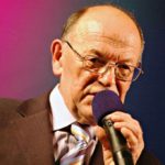 Поет з Тернополя ніяковіє, коли його називають геніальним