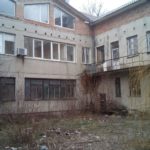 У Тернополі колишній садочок і інститут став притоном для наркоманів (фото)