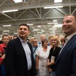 Прем’єр-міністр ознайомився з роботою філії “СЕ Борднетце-Україна”