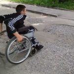 Вулицю, на яку скаржиться тернополянин на інвалідному візку, цього року ремонтувати не будуть