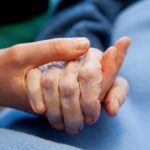 Тернополяни вітають з днем народження мертвих людей