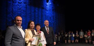 Юрій Юрик на заходах до Дня вчителя: Завдяки нашим педагогам Тернопільщина – в трійці лідерів за підсумками ЗНО (фото)