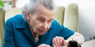 Стало відомо, хто цинічно обдурював тернопільських пенсіонерів