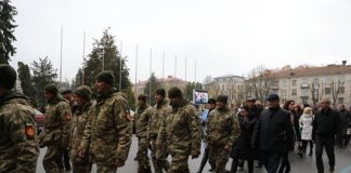 Понад два кілометри пройшли пішки тисяча тернополян (фото)