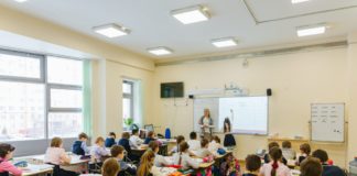 На Тернопільщині обікрали школярів