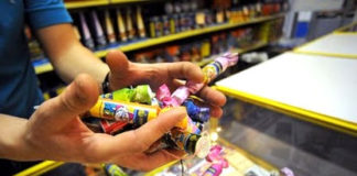 Чому у Тернополі люди ненавидять продавців петард