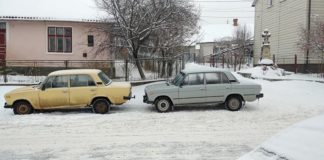 Водії на Тернопільщині у церкві відмолюють порушення правил дорожнього руху (фото)