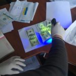 На Тернопільщині за вплив на посадовців вимагають сотні доларів