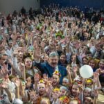 На Тернопільщині встановили рекорд: наймасовіше виконання пісні “Вставай Сонце”