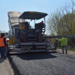 На Тернопільщині одночасно ремонтують вісім доріг
