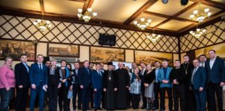 Бути свідомими свого вибору закликають родини Героїв Небесної Стоні та загиблих у російсько-українській війні (відео)