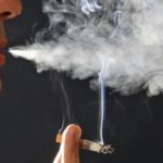 Попри постійне подорожчання сигарет, жителі Тернопільщини курять усе більше і більше