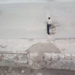 Велику яму на мості у Тернополі чомусь бачать не всі (відео)