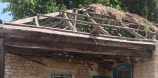 Тернополянка жахнулася, як зруйнували музей-садибу Остапа Вишні