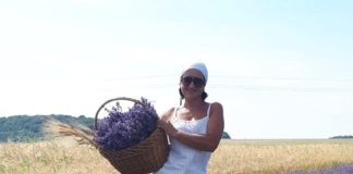 Важку хворобу жінки з Тернопільщини вилікували квіти