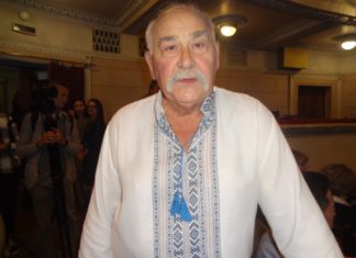 «Як далі так триватиме, то до весни половини акторів у театрі не буде»