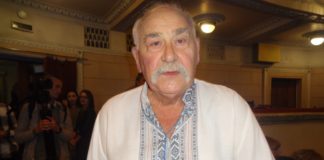 «Як далі так триватиме, то до весни половини акторів у театрі не буде»