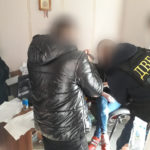 На Тернопільщині жінка отримала 6400 тисяч гривень за сприяння в здачі екзаменів на право керувати авто