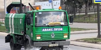 У Тернополі без вихідних дезинфікують дороги і зупинки