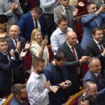 Як нардепи «вбивають» місцеві громади