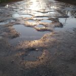 У містечку на Хмельниччині є вулиця, яка дуже нагадує поверхню планети Марс (фото)