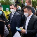 У селі на Хмельниччині сьогодні побувала зірка відомого телесеріалу (фото)