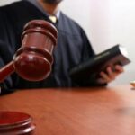 Житель Бучача писав листи поліцейським із лайкою і закликав повалити державну владу