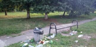 Деякі тернополяни настільки слабкі, що не можуть зробити кілька кроків (фото)