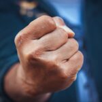 Жителя Хмельниччини, який вбив рідну матір, посадили на сім з половиною років