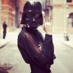 Через маску тернополянку ледь не викрав незнайомець