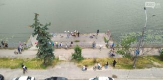Повертали до життя очевидці, патрульні і лікарі: у тернопільському ставі тонув чоловік