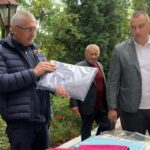 Нова постільна білизна, тумбочки та рушники: Денисівський будинок престарілих отримав допомогу