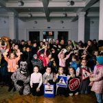 Майже 8000 світловідбивальних стрічок-флікерів отримали маленькі тернополяни від Тернопільської міської ради