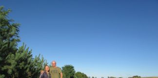 Співачка і бас-гітарист покинули сцену й оселилися на хуторі Тернопільщини