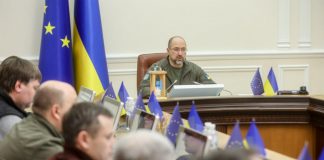 Уряд намагається перекласти відповідальність за підняття тарифів на місцеві ради. На електрику тариф вже підняли
