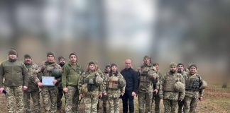 Сергій Надал 6 листопада на передовій нагородив тернопільських Героїв-артилеристів