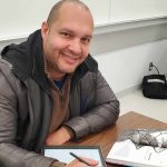 Перуанець Луїс Запата вчить українську мову за книжками українських авторів