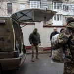 Тернопіль підготував для наших захисників та захисниць нові індивідуальні сезонні аптечки – Сергій Надал