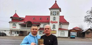 У хаті прадіда підприємець знайшов книжку, якій понад 100 років
