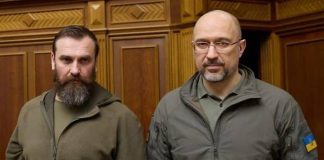 Уряд не збільшить зарплати вчителям, зате в 1,5 та 2 рази підняв ставки податківцям та помічникам нардепів