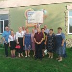 Ходили до школи у кирзових чоботах: однокласники зустрілися через 44 роки